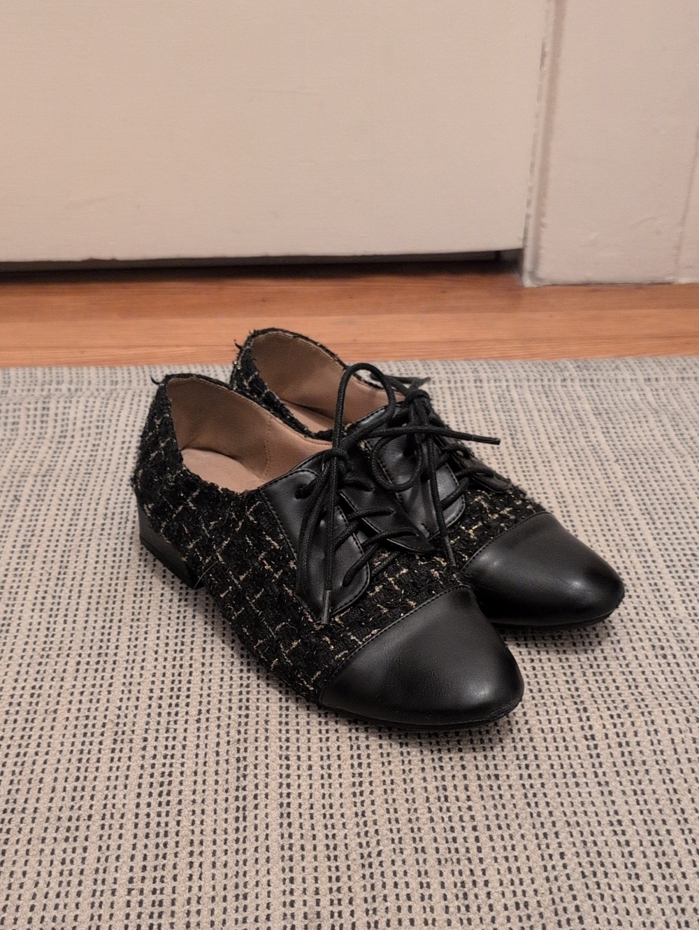 Black Tweed & Leather Lace-Up Women's Oxfords
